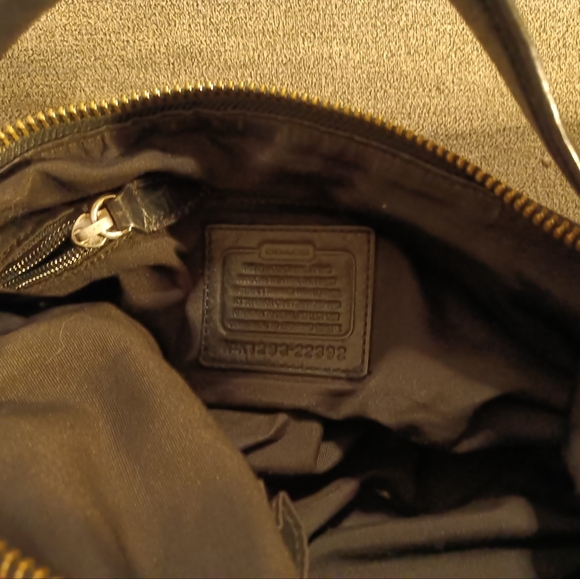 Coach purse - Picture 4 of 4